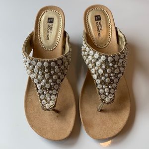 NWOT-Beaded Sandals